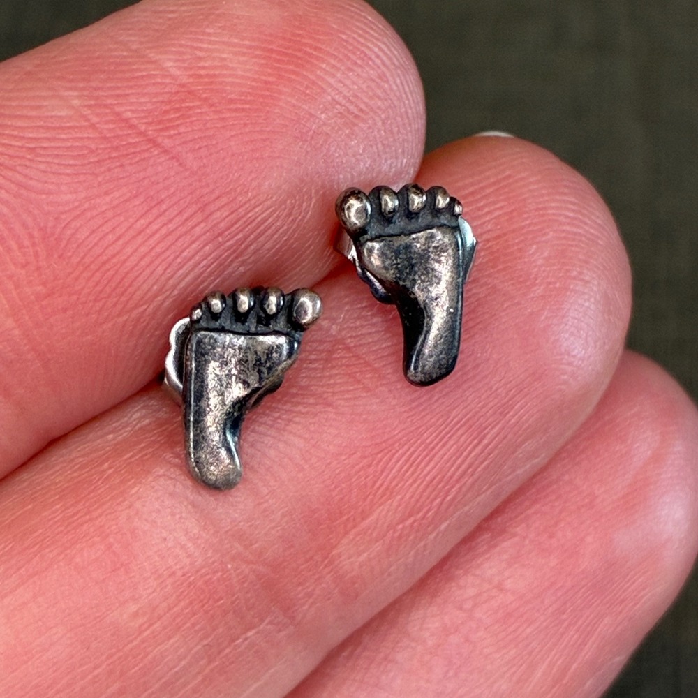 Vintage Sterling Silver Feet Earrings Stud Anatomical Human Novelty Small